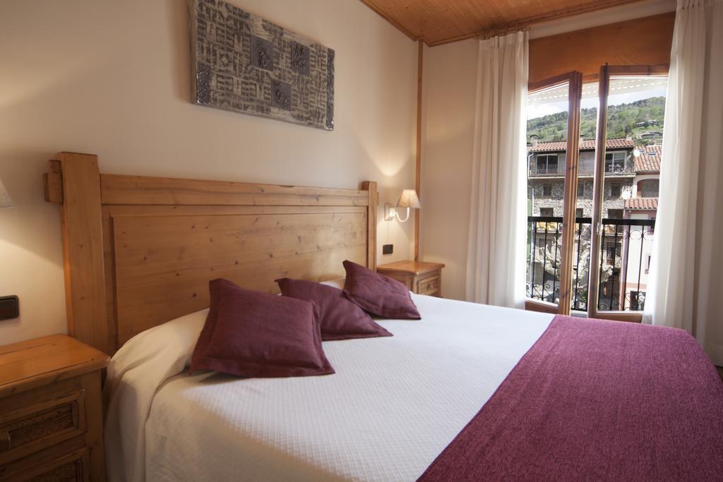 Hotel Sant Roc Кампродон Экстерьер фото